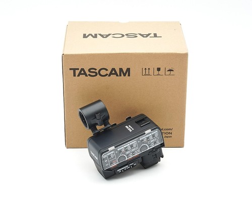 Tascam xlr2d c - tascam, ca-xlr2d-c