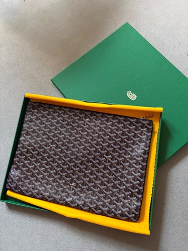 Goyard sénat pouch x - x, 29