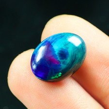 4,45 ct schwarzer Opal