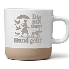 Die mit dem Hund geht Tasse
