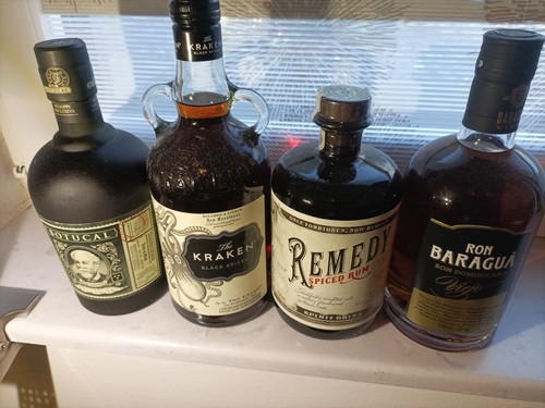 Flaschen rum sammlung - rum,
