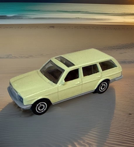Matchbox 1980 mercedes 123 - 1980, w