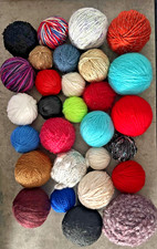 1 kg (1000gramm)  Wolle