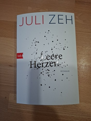 Leere herzen juli zeh - juli,