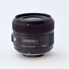 Sigma 30mm F1,4 Art DC HSM