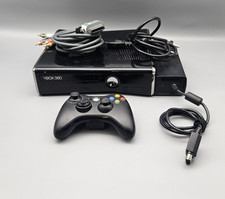 Microsoft Xbox 360 S mit