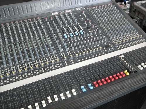 Soundcraft series two analog - series,