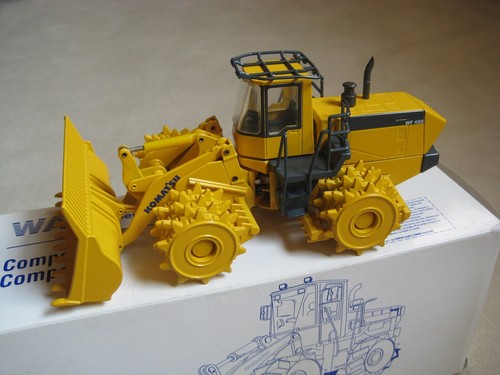 Komatsu compactor 450 3 - compactor, wf