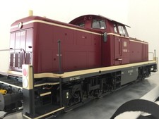 KM1 V90 290 Spur 1 Diesellok