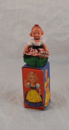 Alte kleine puppe mechanisch - alte,