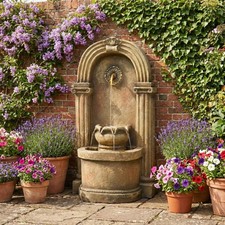 Antik Gartenbrunnen mit
