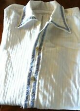 50erJahtre He-Nachthemd Gr. 46/48 Baumwolle weiß blaue Borten Handarbeit RAR