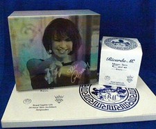 RICARDA M. Royal Saphir