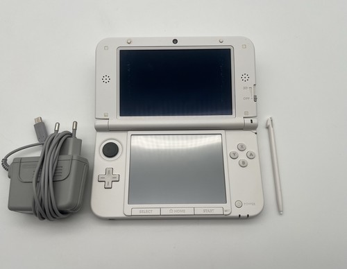 Nintendo 3ds handheld - nintendo,