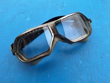 Alte Motorradbrille