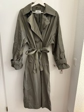 Weekday Oversize Mantel