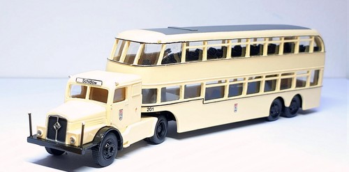 Ifa sattelzugmaschine bus - d,