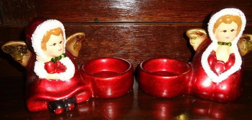 Rote engel mit kerzenhalter - engel,