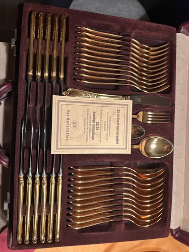 Vergoldetes besteckset - vergoldetes, im