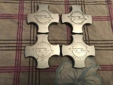 4x 14“ Alufelgendeckel Nabendeckel Opel Kadett-E Astra-F 90425852H / 90306690