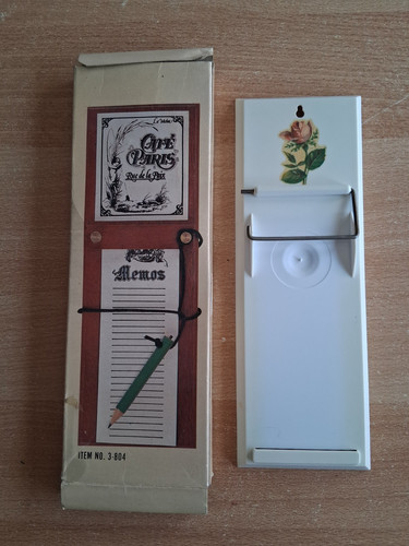 älteres memoboard mit - älteres,
