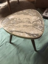 Vintage Nierentisch 50er 60er Rockabilly Ära Blumenhocker Dreibein Tisch, 30 cm