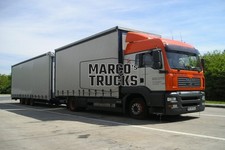 LKW Foto MAN TGA Planensattelzug Deutschland orange UNIVERSAL TRANSPORT #d7rp