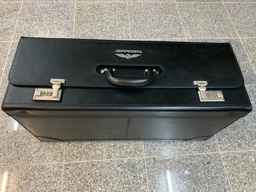 Jeppesen flight case 8 - jeppesen,