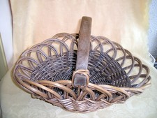 Weidenkorb mit Holzhenkel Erntekorb Deko