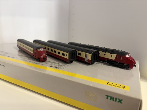 Minitrix 12224 tee - 12224,