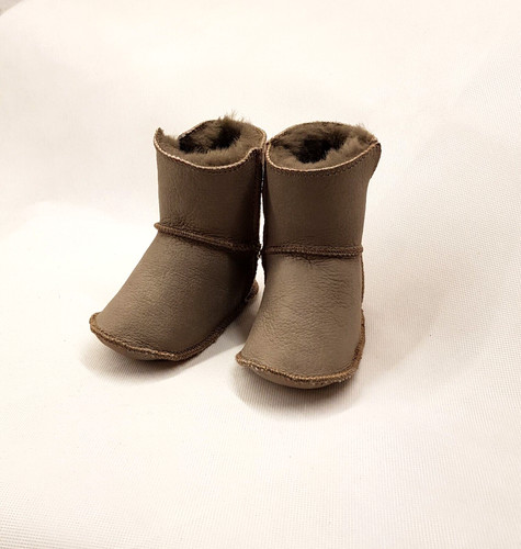 Babyschuhe mit kuschelweichem