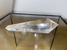 Bergkristall Obelisk Regenbogen Lichtsäule AA+ Qualität poliert Phantom 100g