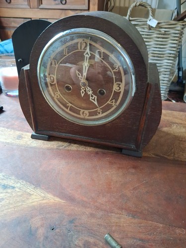 Vintage schmiede uhr mit - vintage,