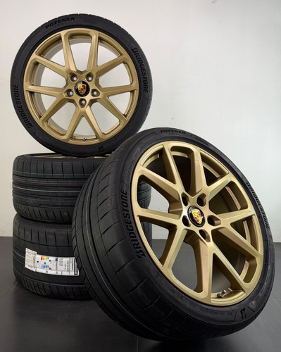 Porsche panamera 976 - porsche,