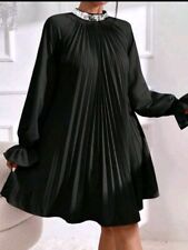 Neue Glitzerndes Plissee Kleid Gr.M schwarz