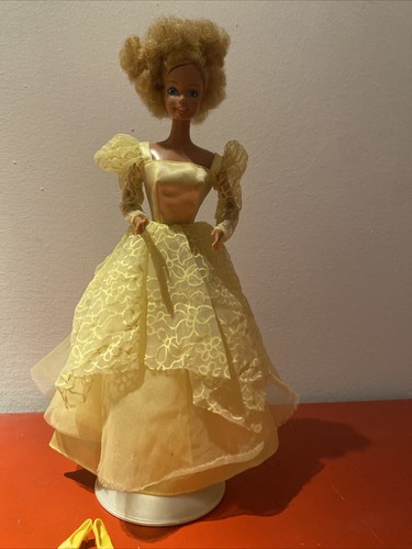 Barbie mattel dream - barbie,, glow