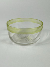 Antikes Glas Schälchen Grün