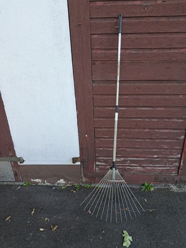 Laubrechen verstellbarer stiel - laubrechen,