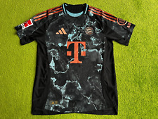 Spielertrikot Trikot Shirt Jersey Bayern München 2024 2025 Laimer Issued