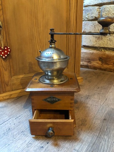 Original alte kaffeemühle - alte,