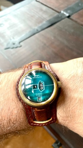 Vintage technos bubble swiss - vintage,