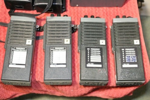 4xvhf handfunkgeräte yaesu - handfunkgeräte,