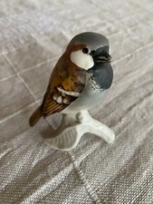 Goebel Vogel Porzellanfigur Sperling # 38 022 07