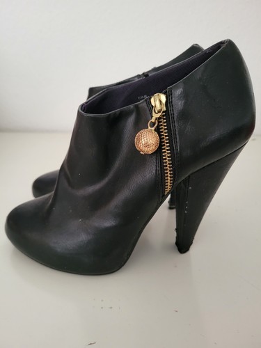 Stiefelette schwarz getragen - stiefelette,