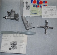 Modellmotor OS Max 10 FP Neuwertiger Zustand mit Speziellem Motorträger etc