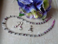 Außergewöhnliches Schmuckset Glasschliffperlen Kristall-Grau himbeer  UNIKAT