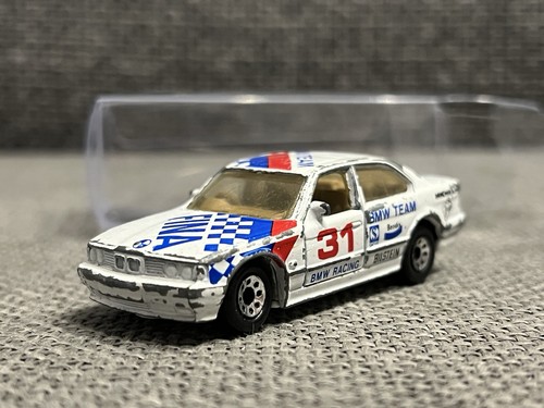 Matchbox 1989 bmw series - 5,