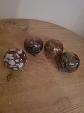 4 Glaskugeln, mundgeblasen Eisch, Durchmesser 9cm