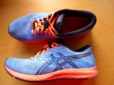 TOP! Neuwertige Asics Gel DS Trainer 24 Laufschuhe in Gr. 41 1/3 = 26cm