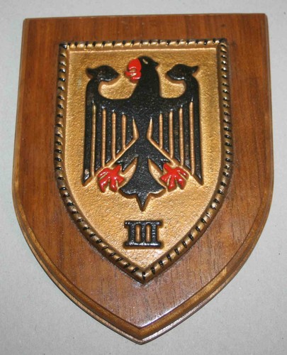 Holztafel mit wappen iii - wappen,